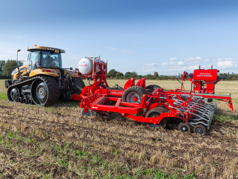 HE-VA Evolution OSR Seeder drilling